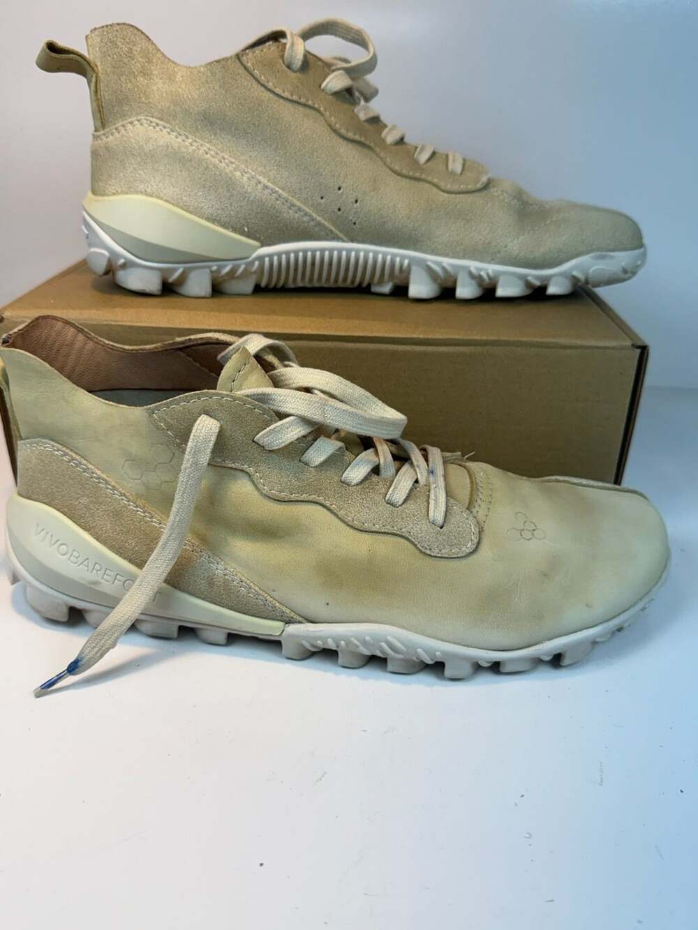 Vivobarefoot Novus Mid Trainer Cream Leather & Suede Michelin Sole